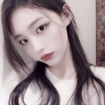 网红头像女高清！18张女神级时尚网红美女头像合集