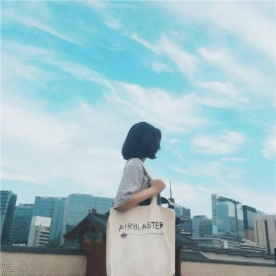 14张高清好看的女生意境微信头像合集