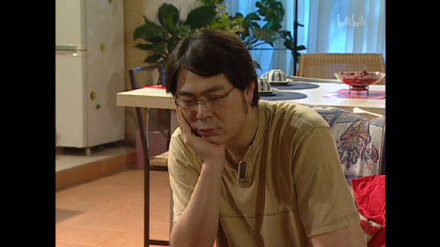 《家有女儿》托腮沉思表情包合集