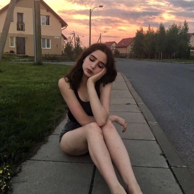 19张高清好看的女生欧美微信头像合集