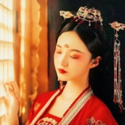 13张高清古风意境女生头像 氛围感拉满的唯美头像合集