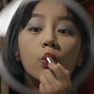 《请回答1988》成德善化妆动图表情包来啦