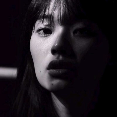 36张高清伤感黑白女生QQ头像 氛围感拉满