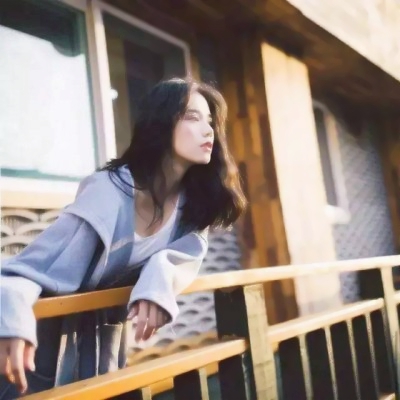 24张高清小清新女生头像 清纯可爱氛围感拉满
