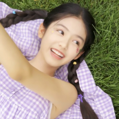 13张高清可爱女生网图头像合集 软萌氛围感拉满