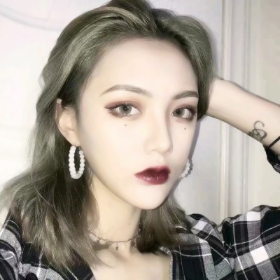 女生超拽又高雅的微信霸气头像来啦！16张高清时尚款一次看够