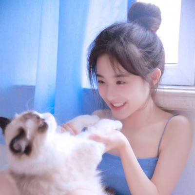 17张高清小清新女生微信头像 氛围感拉满