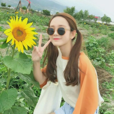 18张高清小清新森系女生QQ头像 氛围感拉满
