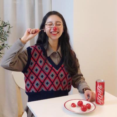 24张高清可爱萌系真人女生头像合集