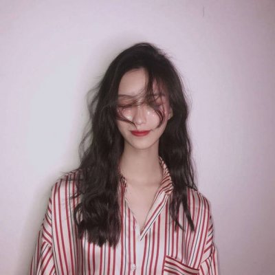 女生日常生活照头像合集 21张高清真人漂亮女生图片