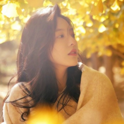 36张氛围感拉满的清纯唯美女生微信头像
