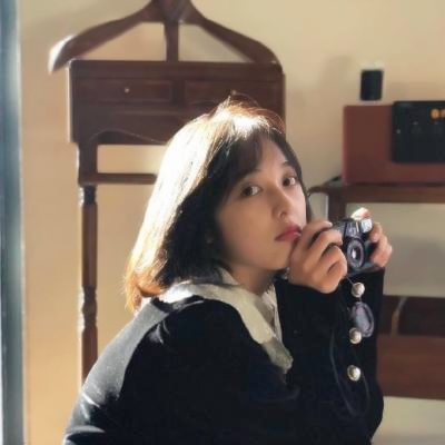 24张气质不土气的时尚女生微信头像合集