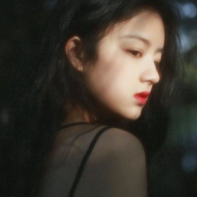 13张高清可爱女生网图头像合集 软萌氛围感拉满