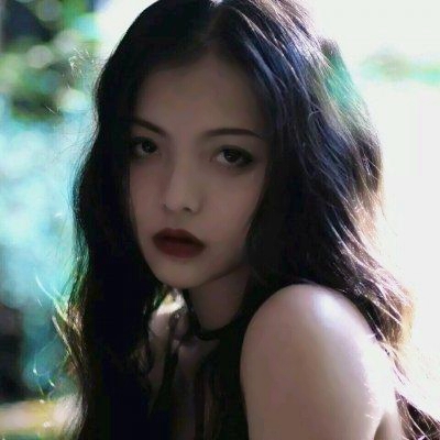14张高清洋气女生微信头像 个性又好看