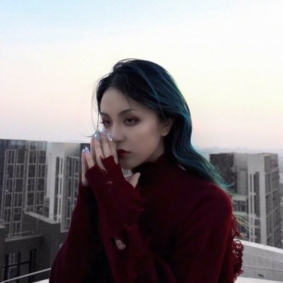 超火的超酷女生头像合集！14张高清又潮流的个性头像