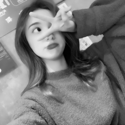 25张高清黑白高冷女生头像 氛围感拉满的时尚头像精选