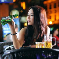 47款抽烟喝酒的伤感女生头像合集