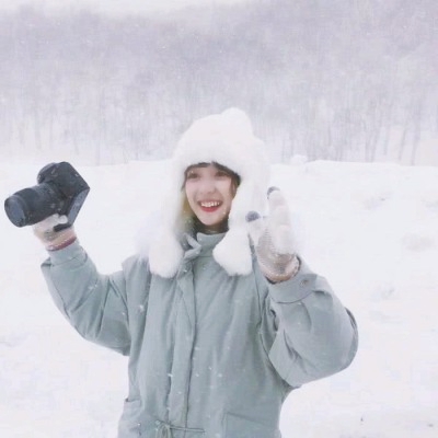 34张高清真人可爱女生QQ头像 软萌感拉满