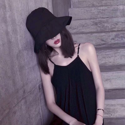 微信时尚女人头像，20张高清性感又有气质的精选图来了