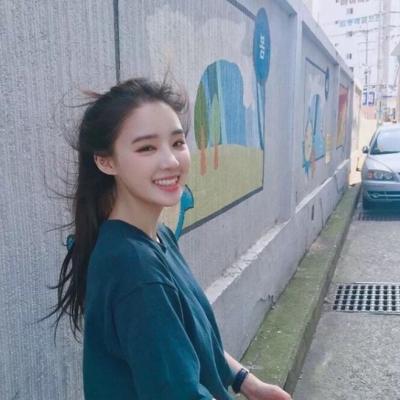 16张高清清新感女生头像合集 氛围感拉满