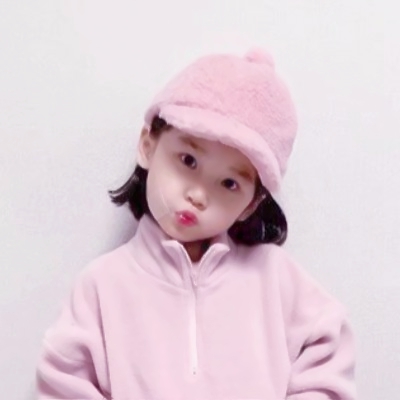 34张可爱萌娃闺蜜头像 一人一张高清无水印