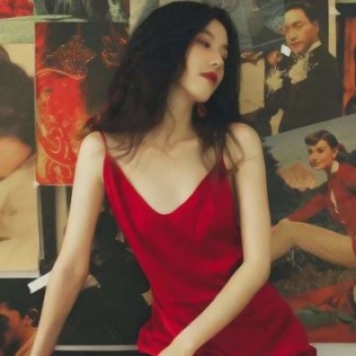 10张高清时尚潮女生头像 氛围感拉满