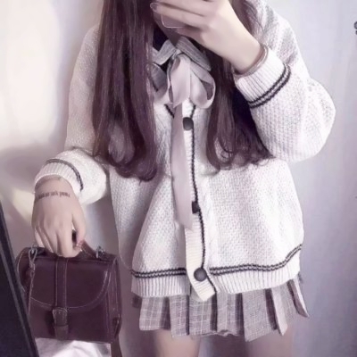 18张高清二人部位闺蜜头像 一人一张好看款