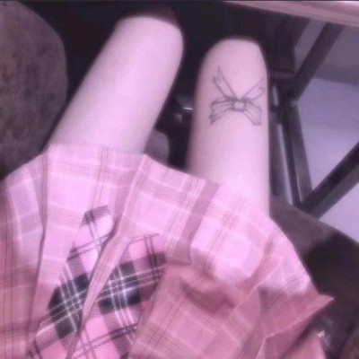 13张高清女生腿部部位QQ头像合集