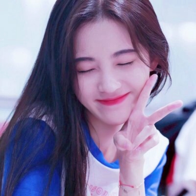 30张高清新款可爱女生微信头像 赶紧挑一张换上吧