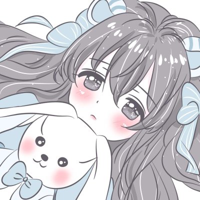 抱着娃娃的可爱动漫女生闺蜜头像 共14张高清资源