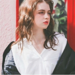 18张高清英伦风女生头像 可以直接下载保存