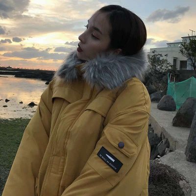 伤感女头高清，34张好看的伤感颓废女生头像精选