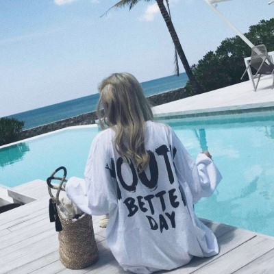 20张高清新潮女生背影头像 适合当微信头像的氛围感图片