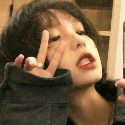 33张高清潮范可爱真人女生QQ头像合集