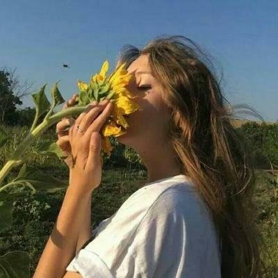 微信欧美女生头像合集！26张适配微信的外国美女头像精选