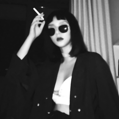 36张高清伤感黑白女生QQ头像 氛围感拉满