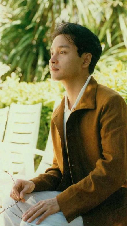 今天整理了一波超适合换的手机壁纸