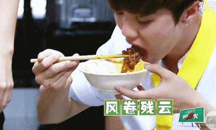 鹿晗：兼具吃货属性与颜值的双料担当