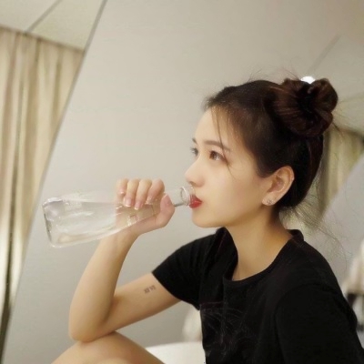 36张氛围感拉满的清纯唯美女生微信头像