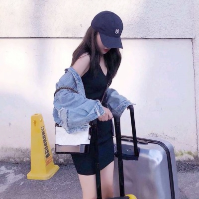 30张高清火辣女生身材头像 女生性感头像合集
