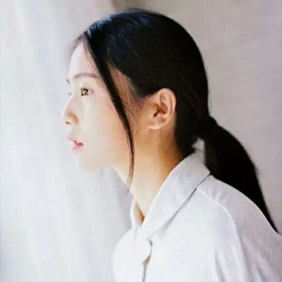 33张高清小清新美女头像合集 适合女生用的清新风格头像精选