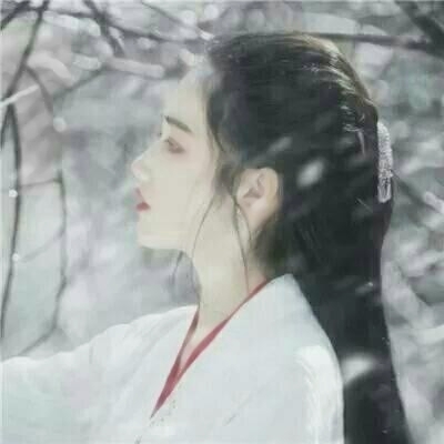 20张高清唯美女生古装真人QQ头像合集