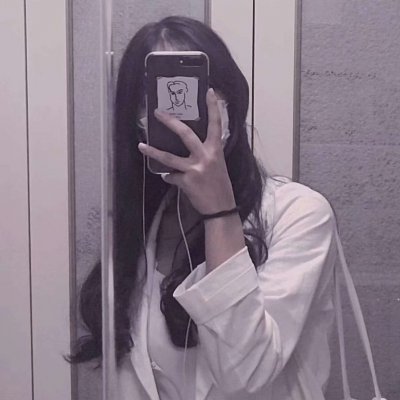 超拽手机控女生头像合集！27张高清质感头像直接抱走