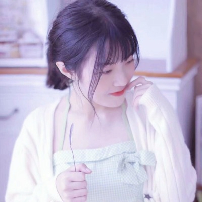 35张高清清纯美女头像合集 清新感拉满的女生头像精选