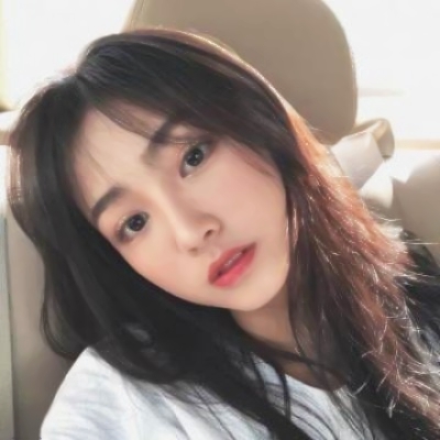 10张高清时尚潮女生头像 氛围感拉满