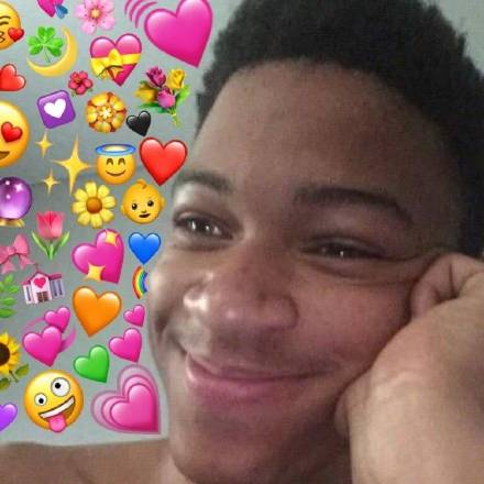 被爱心包围的聊天表情包来啦