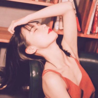17张高清女王范性感潮流女头像 氛围感拉满