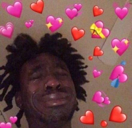 被爱心包围的聊天表情包来啦