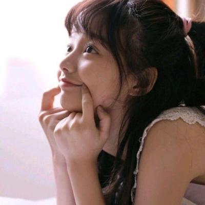 24张高清可爱萌系真人女生头像合集