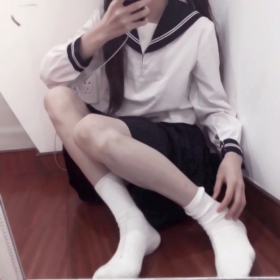 女生露腿QQ头像合集 33张高清性感款上线